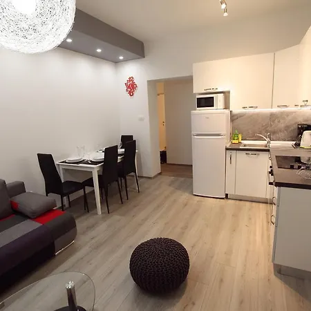 Apartman Lulu *